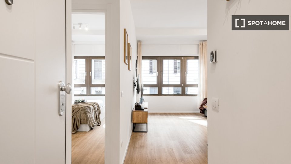 Apartment Rome, 1 bed — photo 18