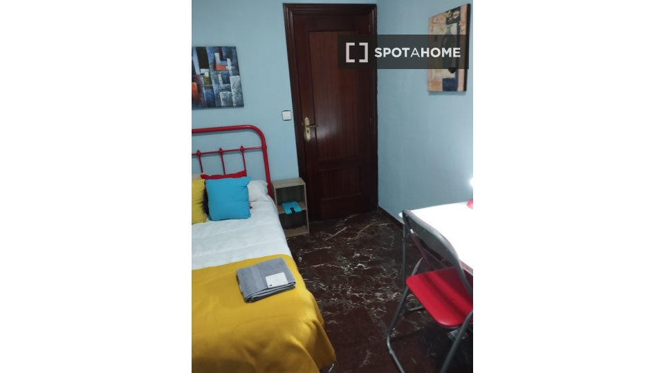 Double room Jaen, 2 beds, 89m² — photo 15