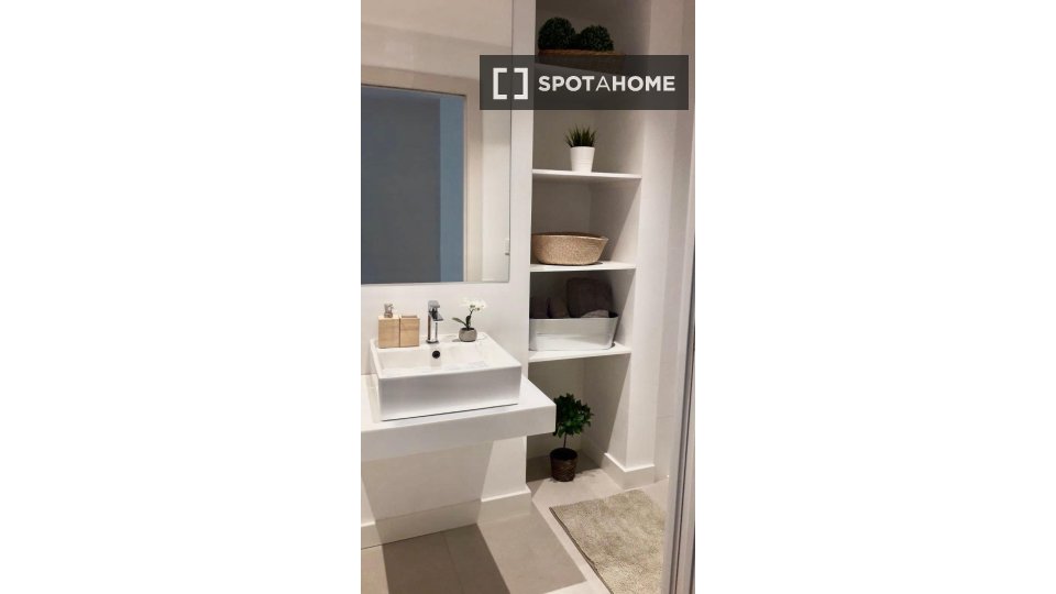 Apartment Barcelona, 2 beds — photo 5