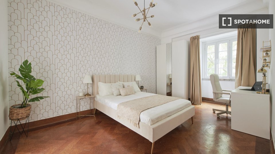 Double room Lisbon, 7 beds — photo 1