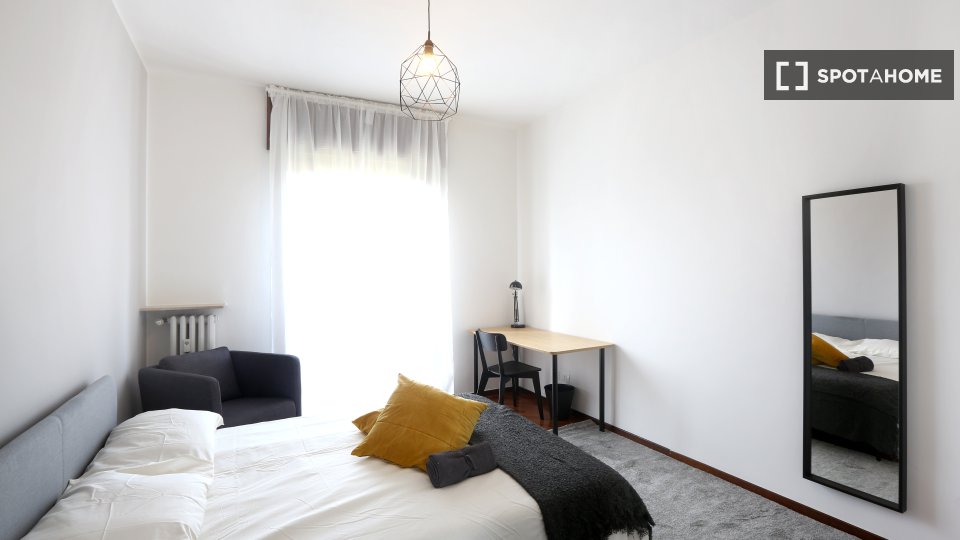 Double room Milan, 5 beds — photo 1