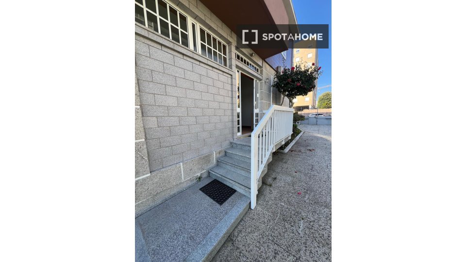 Double room Porto, 5 beds, 400m² — photo 3