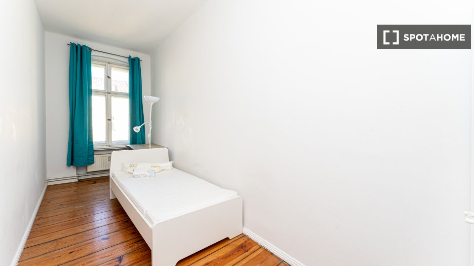 Double room Berlin, 2 beds — photo 28