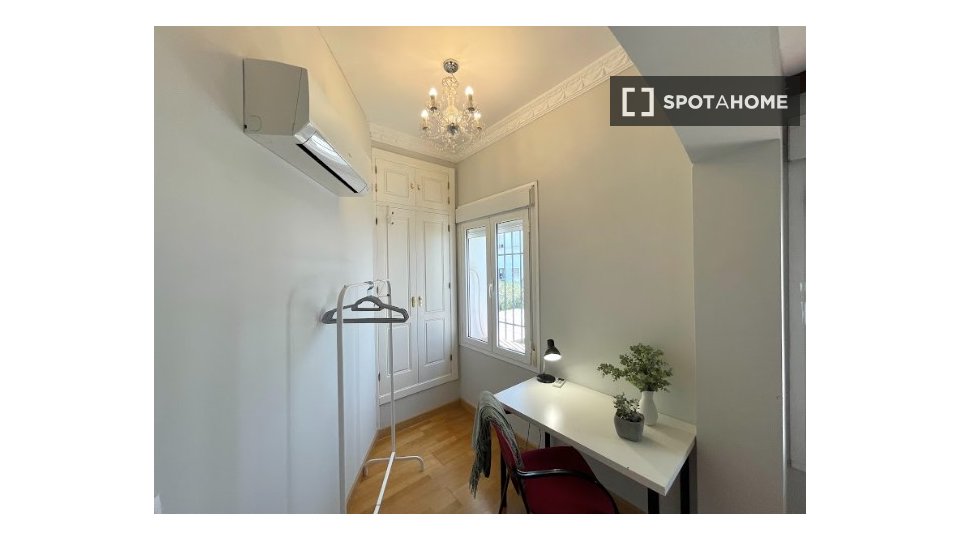 Habitación en piso compartido en El Porvenir, Sevilla