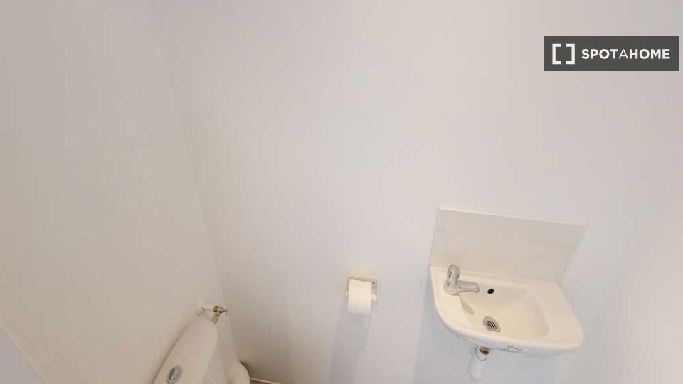 Double room Lille, 4 beds, 80m² — photo 12