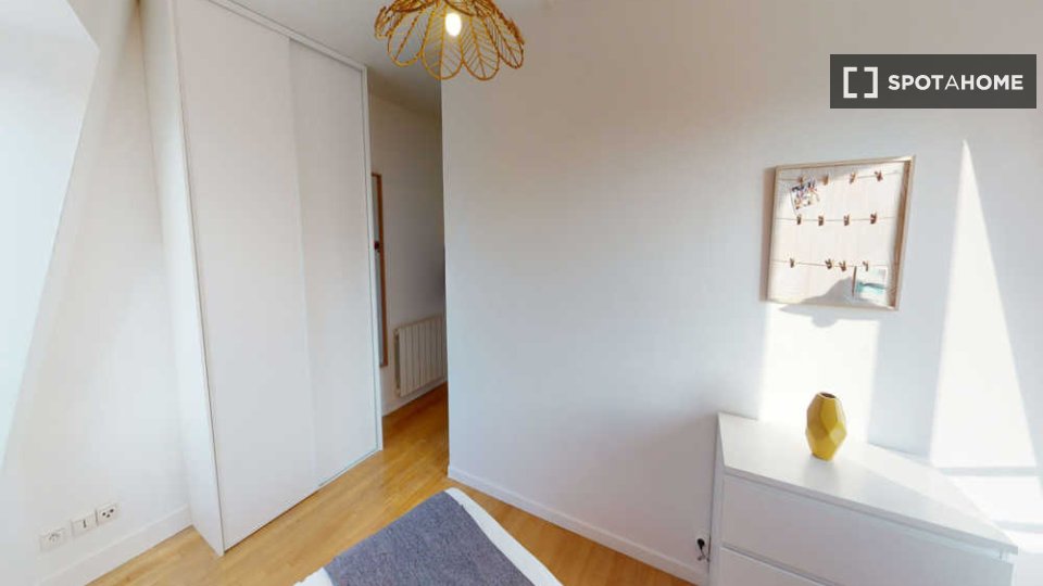 Double room Paris, 4 beds, 80m² — photo 10