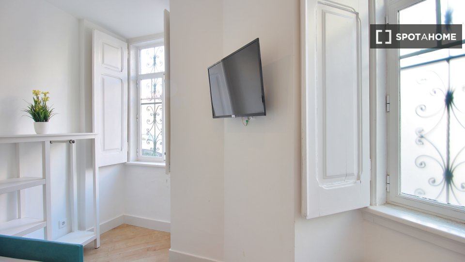 Apartment mono Lisbon, 20m² — photo 2