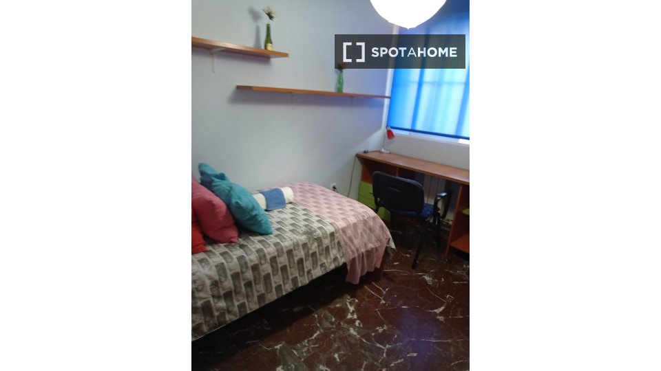 Apartment Jaen, 2 beds, 101m² — photo 5
