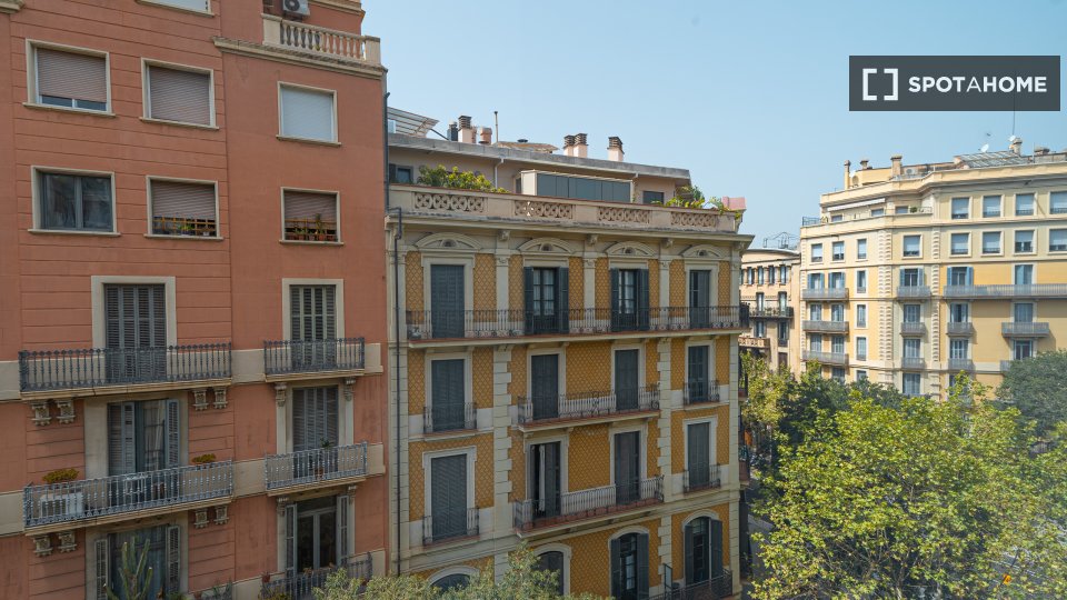 Double room Barcelona, 8 beds, 190m² — photo 12