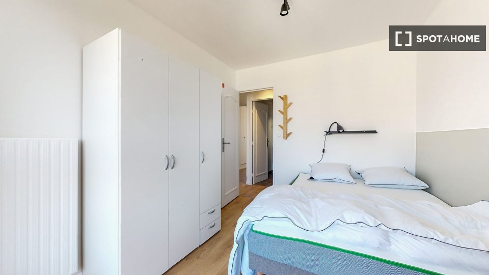 Double room Paris, 12 beds — photo 1