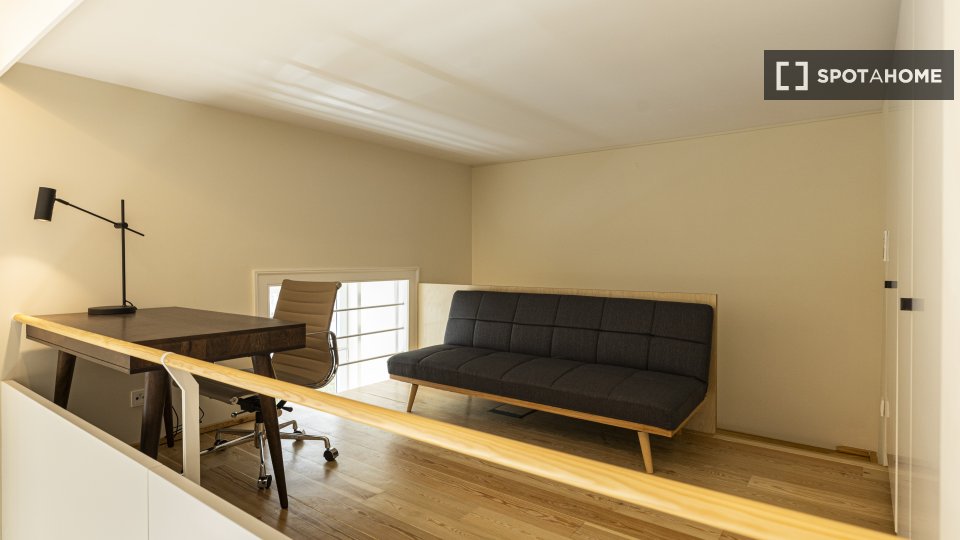 Apartment mono Lisbon, 125m² — photo 16