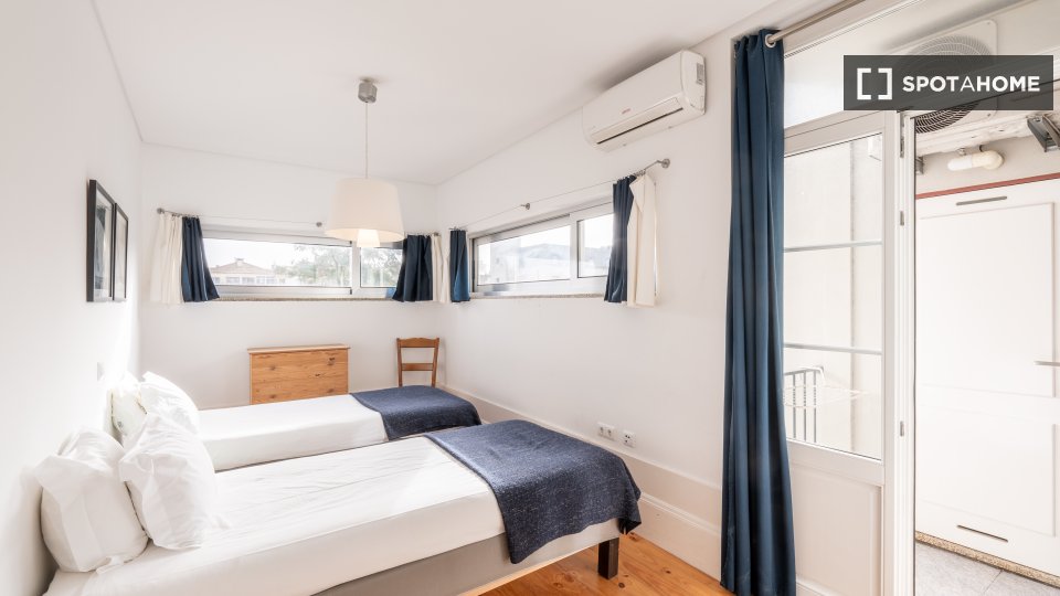 Apartment Porto, 2 beds, 63m² — photo 23