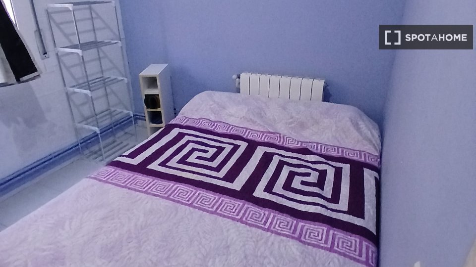 Double room Barcelona, 3 beds, 90m² — photo 7