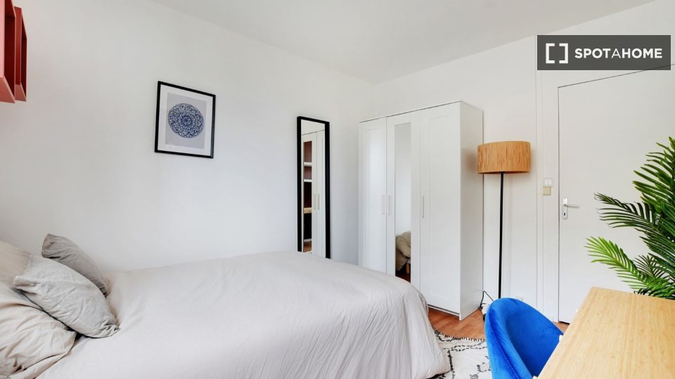 Chambre double Paris, 4 chambres — photo 31