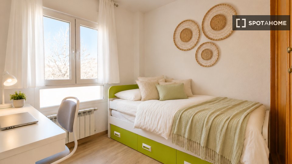 Double room Madrid, 4 beds, 90m² — photo 41