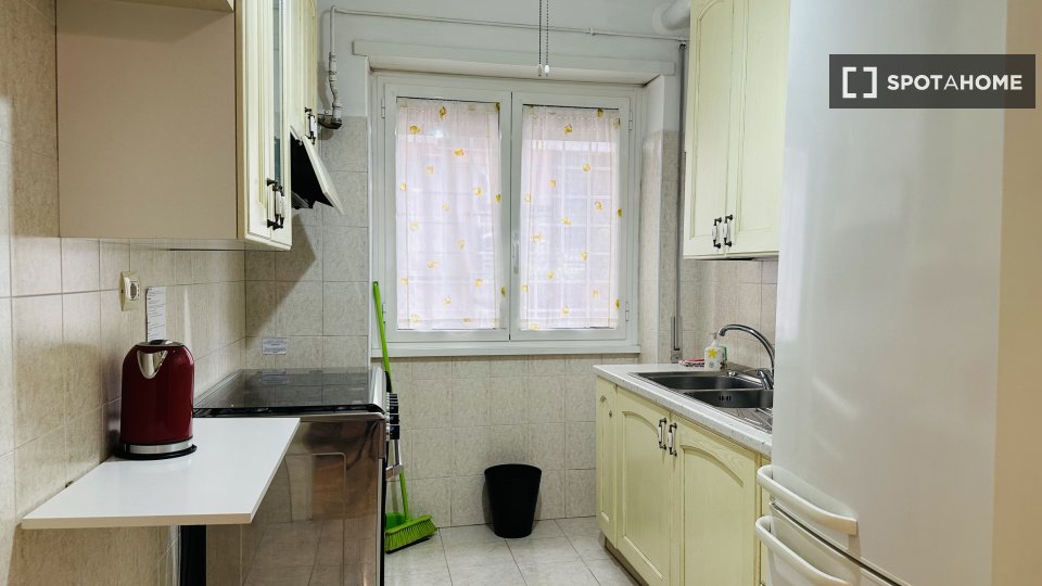 Apartment Rome, 2 beds — photo 13