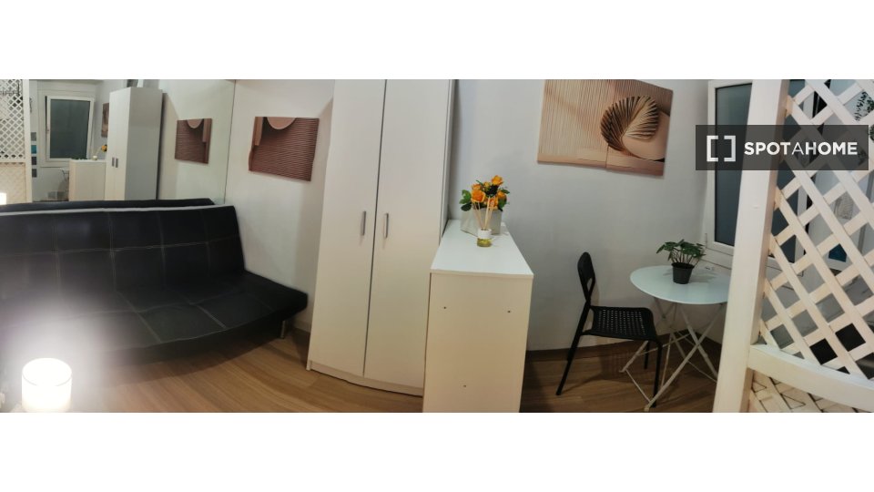 Apartment mono Barcelona, 15m² — photo 5