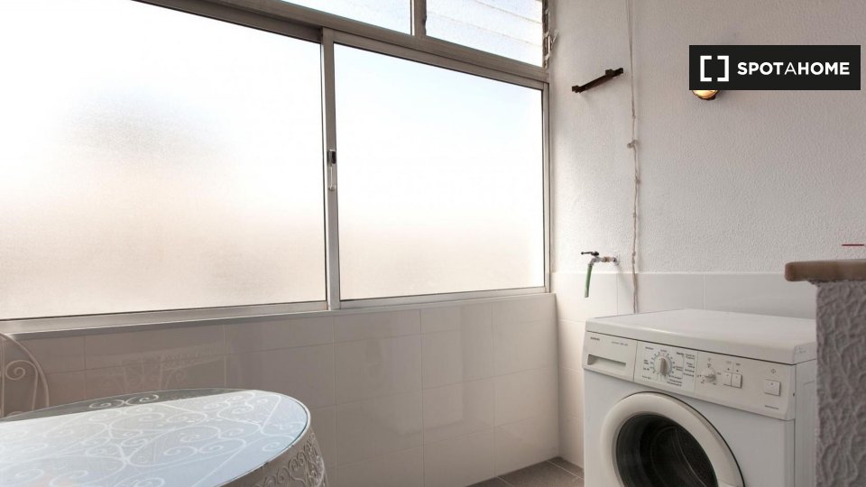 Double room Porto, 3 beds — photo 9
