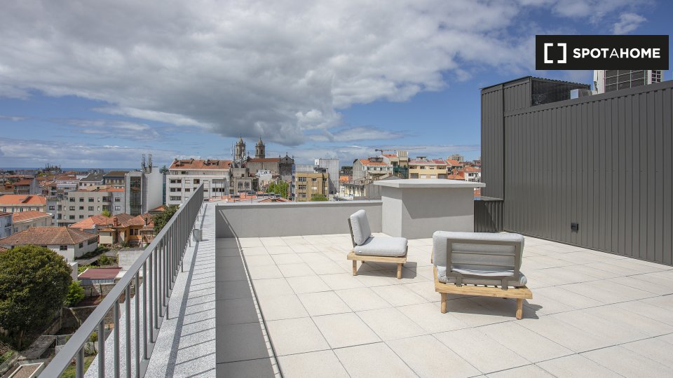 Apartment Porto, 3 beds, 100m² — photo 19