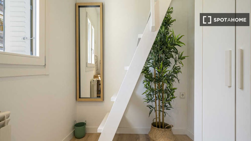 Double room Madrid, 4 beds — photo 82