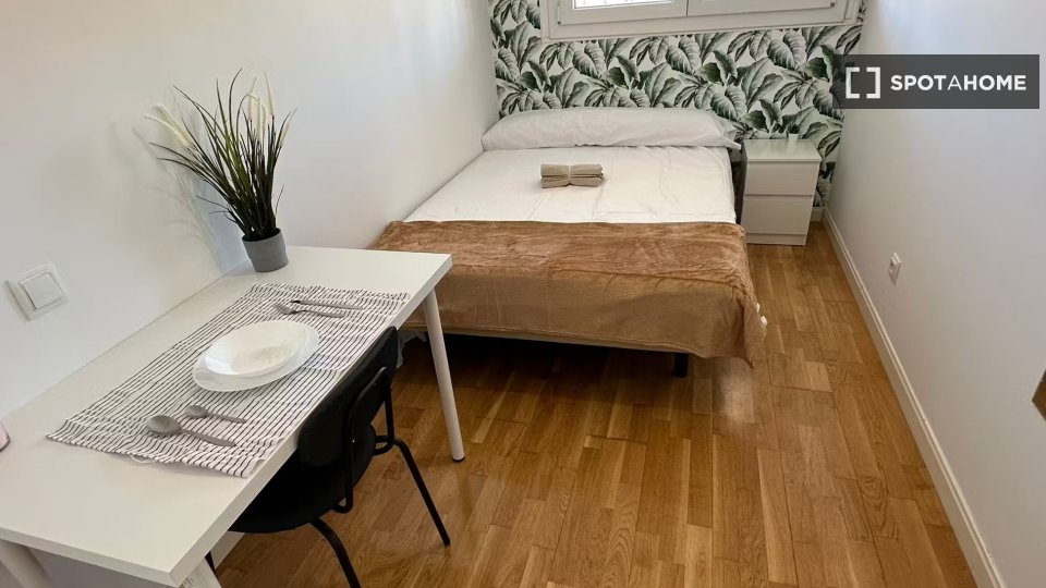 Double room Madrid, 4 beds — photo 2