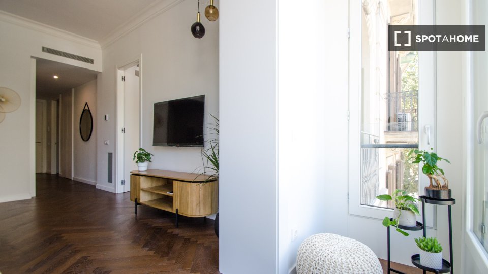 Apartment Barcelona, 2 beds, 80m² — photo 5