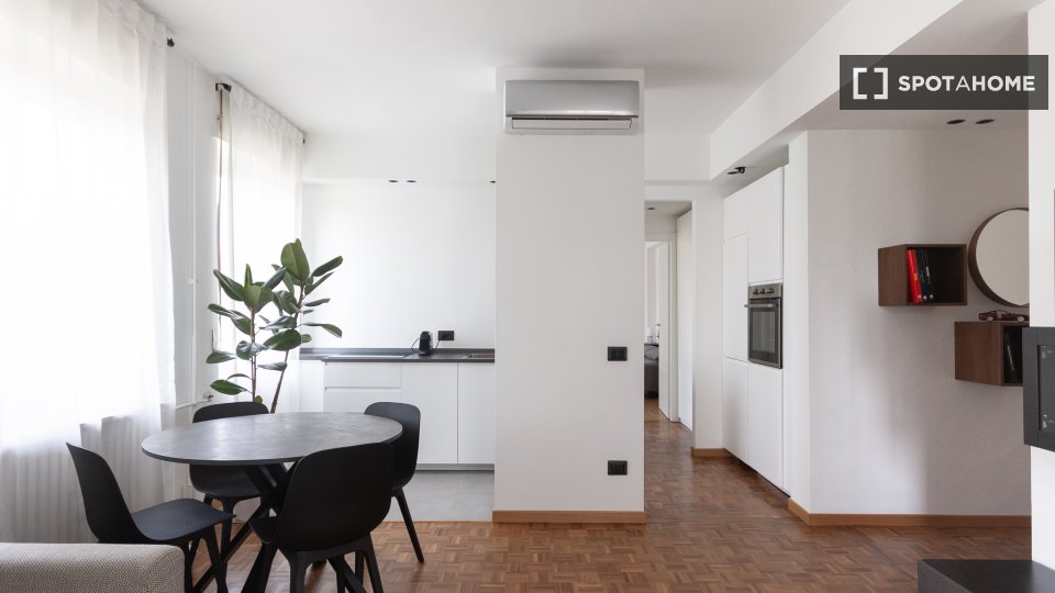 Apartment Milan, 2 beds, 70m² — photo 20