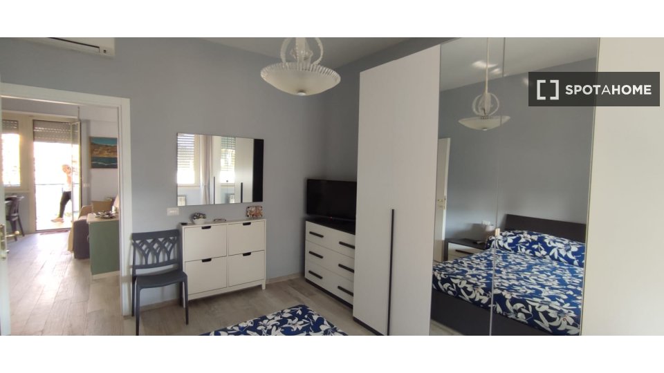 Apartment Rome, 2 beds — photo 10