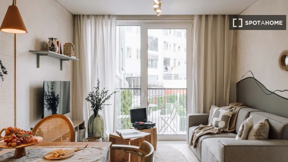 Apartment Lisbon, 1 bed — photo 12