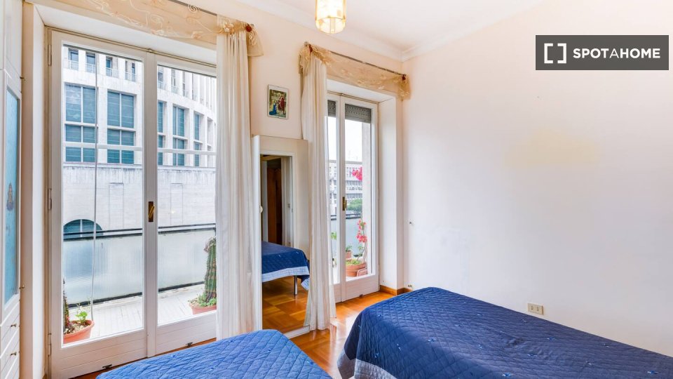 Double room Rome, 2 beds, 180m² — photo 2