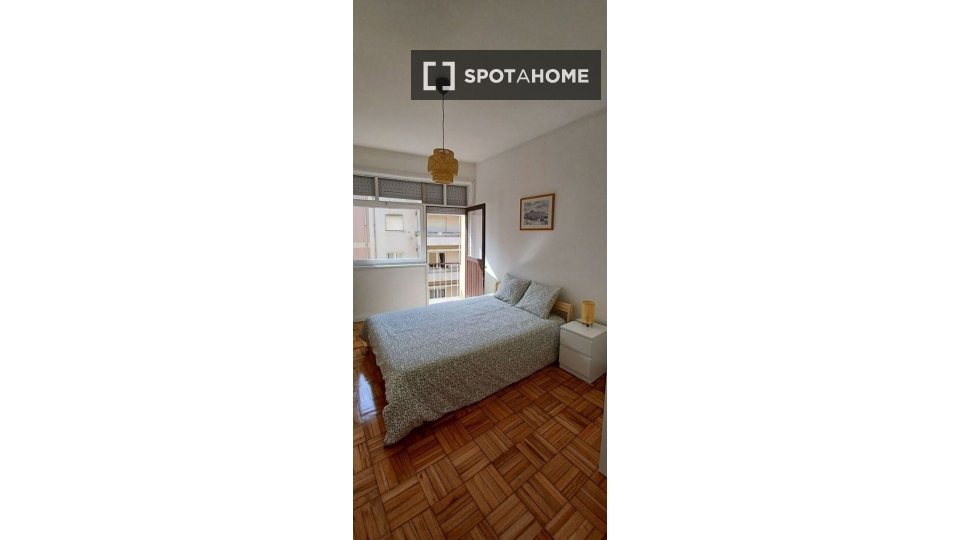Double room Porto, 5 beds, 180m² — photo 11