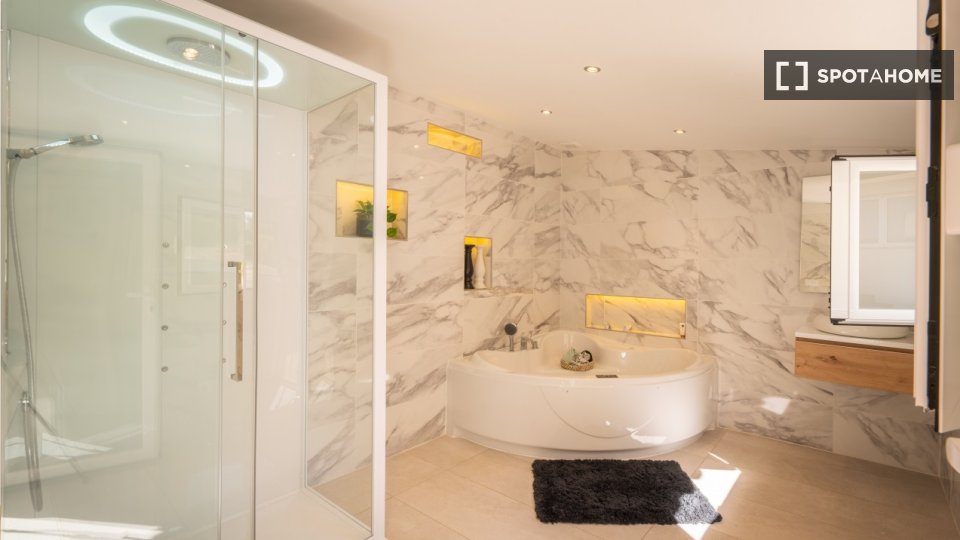 Apartment Palma_De_Mallorca, 4 beds, 250m² — photo 18