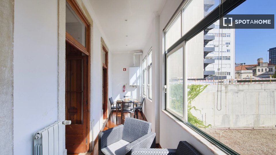 Double room Lisbon, 7 beds — photo 19