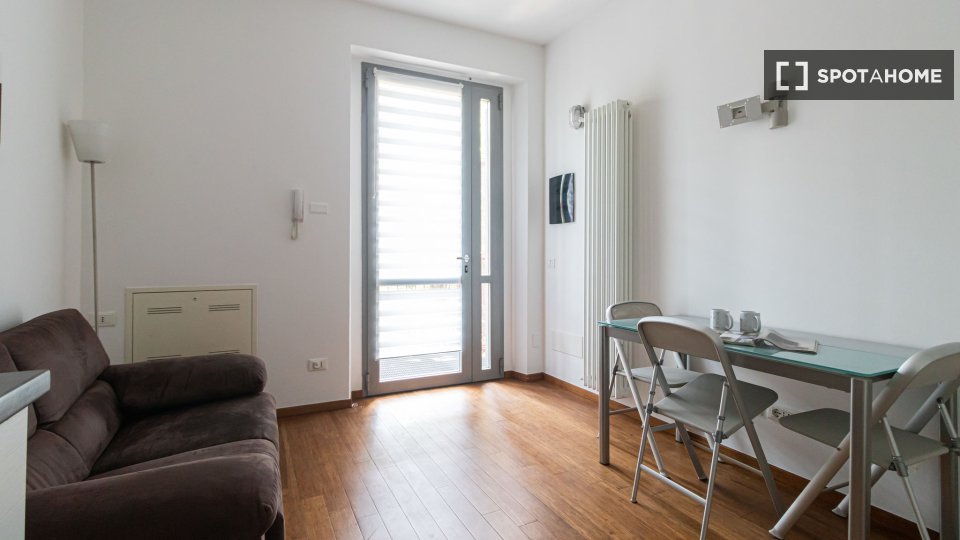 Apartment Milan, 1 bed, 40m² — photo 3