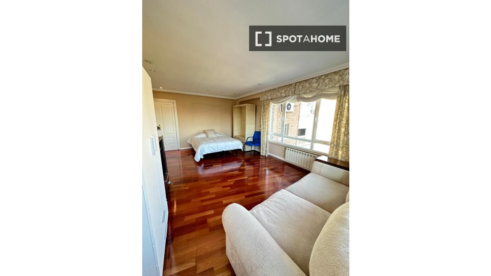 Camera doppia Madrid, 5 camere — foto 7