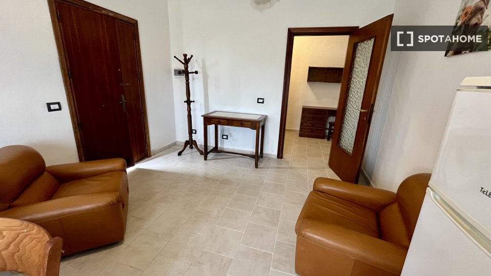 Apartment Cagliari, 1 bed, 50m² — photo 4