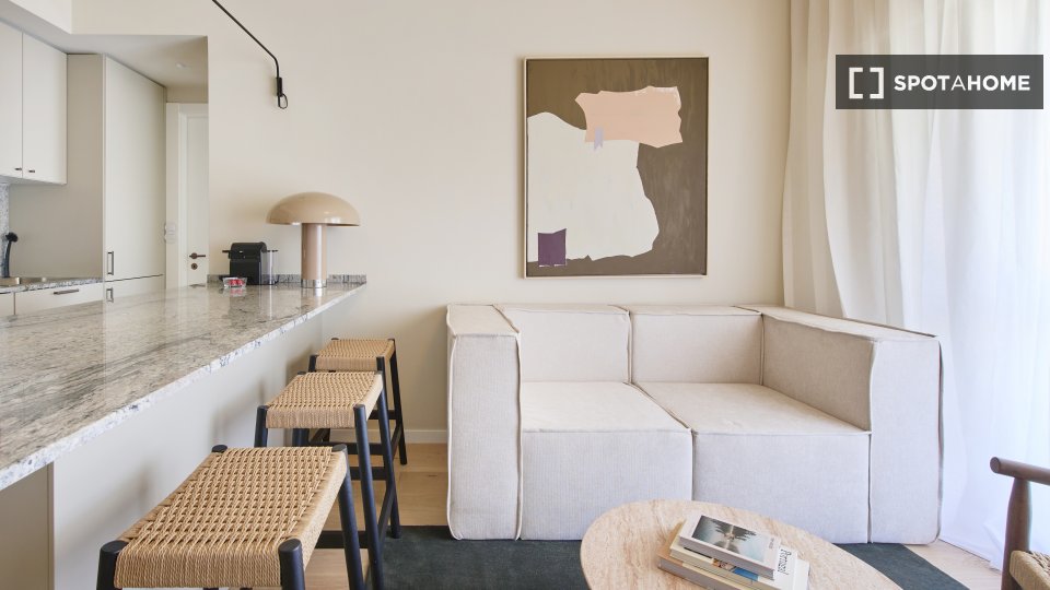 Apartment Lisbon, 1 bed — photo 3