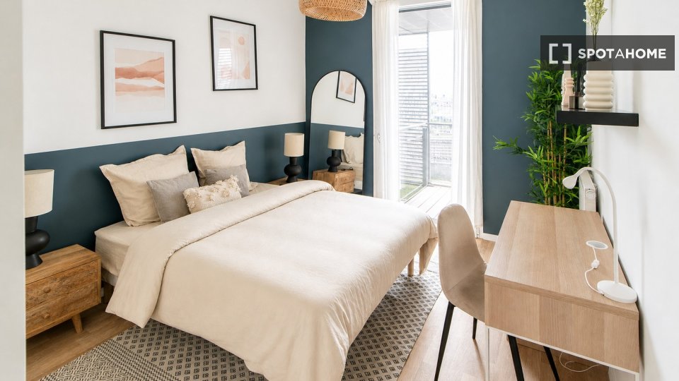 Chambre double Paris, 4 chambres — photo 20