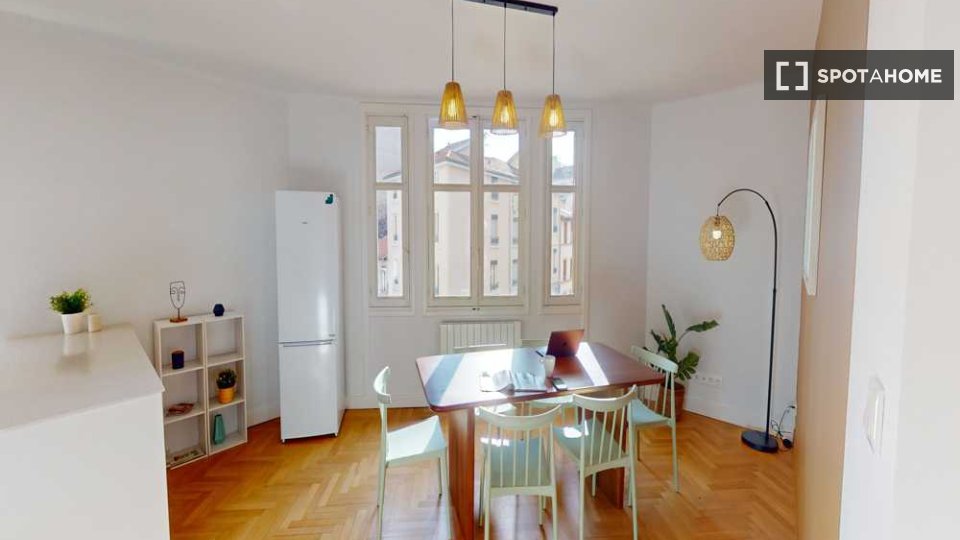 Camera doppia Lione, 6 camere, 140m² — foto 17