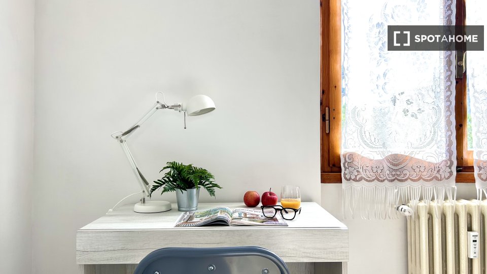 Double room Florence, 3 beds, 100m² — photo 14