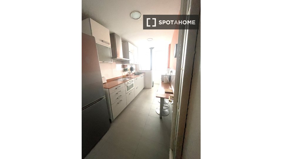 Apartment Valencia, 3 beds, 100m² — photo 8