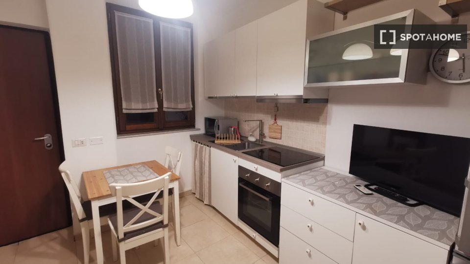 Apartment Milan, 1 bed — photo 9