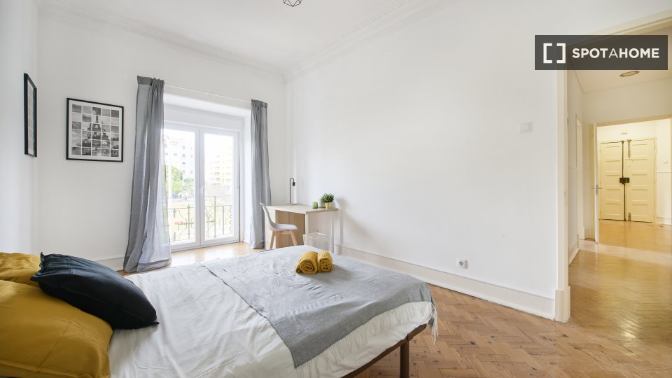Double room Lisbon, 7 beds — photo 2