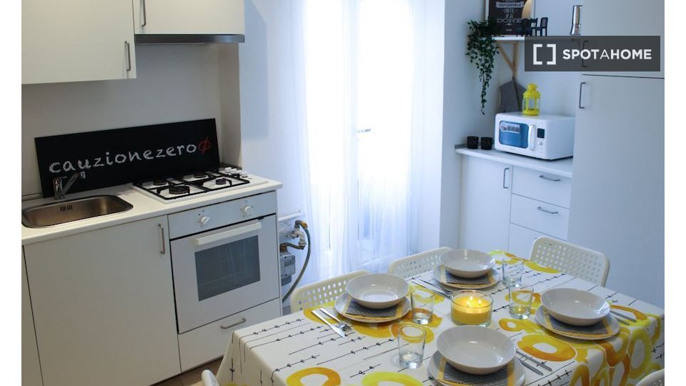 Double room Brescia, 5 beds — photo 4