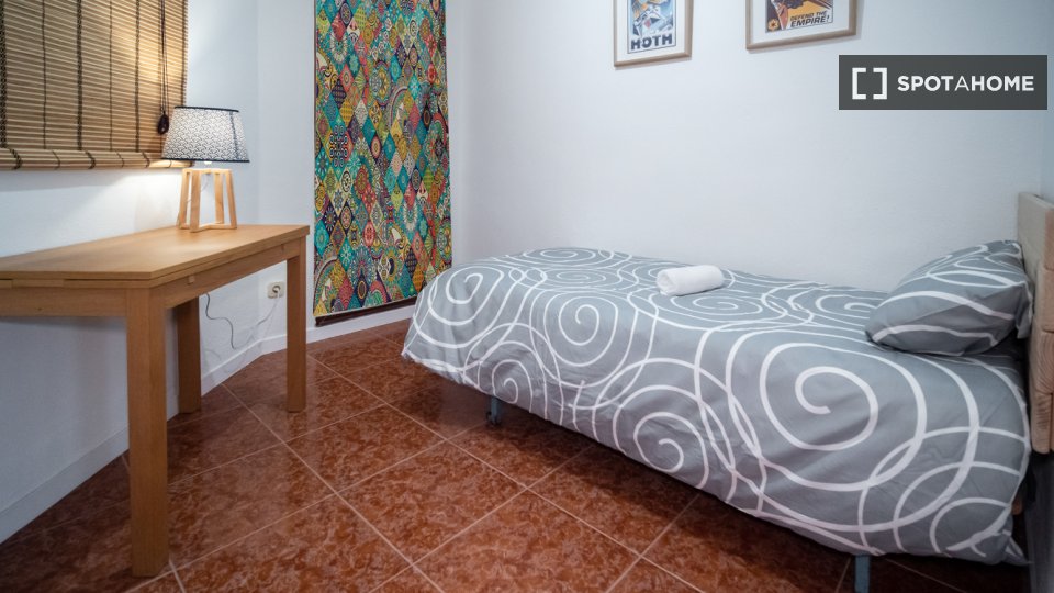 Apartment Valencia, 3 beds, 70m² — photo 7