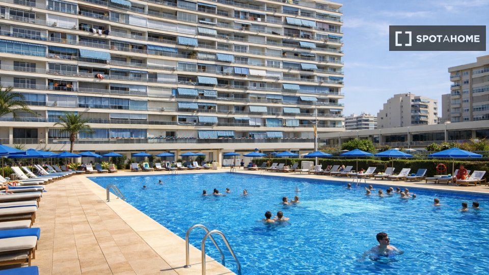 Apartment Alicante, 2 beds, 35m² — photo 10