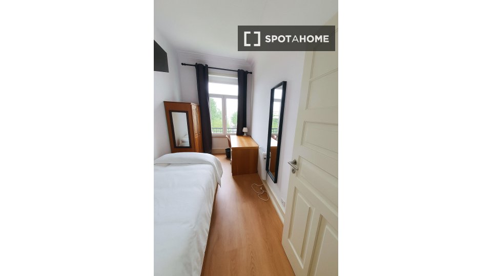 Double room Lisbon, 7 beds — photo 36