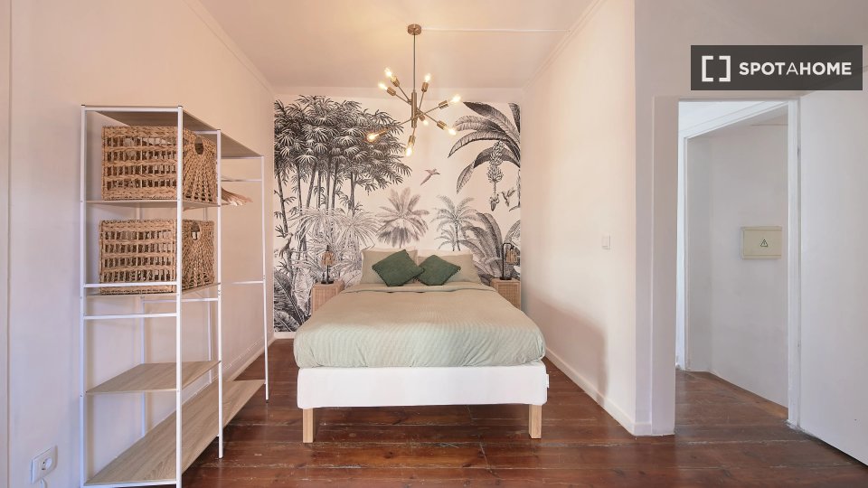 Double room Lisbon, 13 beds — photo 11