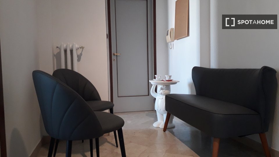 Apartment Florence, 2 beds, 69m² — photo 3