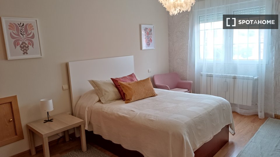 Double room Madrid, 5 beds — photo 2